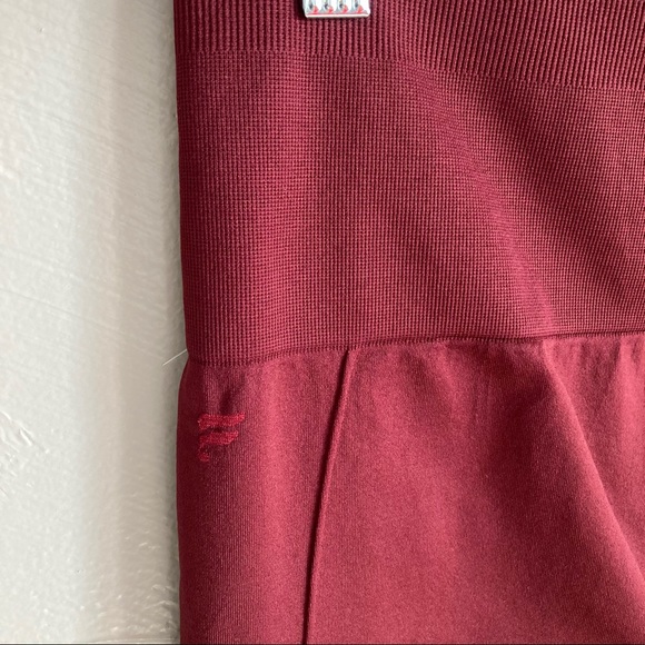 Fabletics Seamless Sync High Waist 7/8 Leggings M - Picture 7 of 7